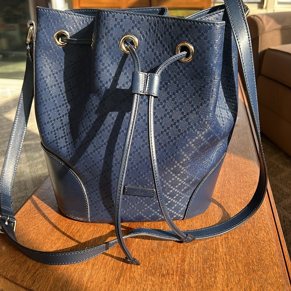 Authentic Gucci bright diamante bucket shoulder bag navy